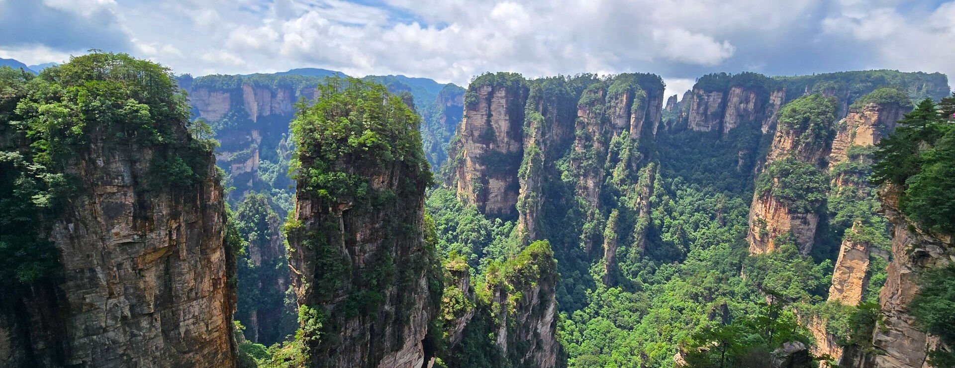 Zhangjiajie Tour